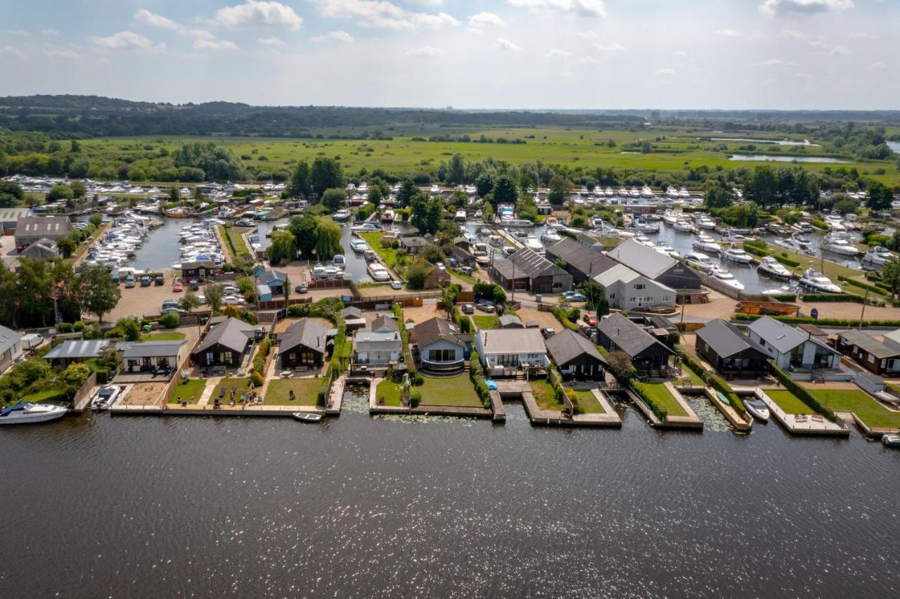 River View - Norfolk Broads Brundall Esterno foto
