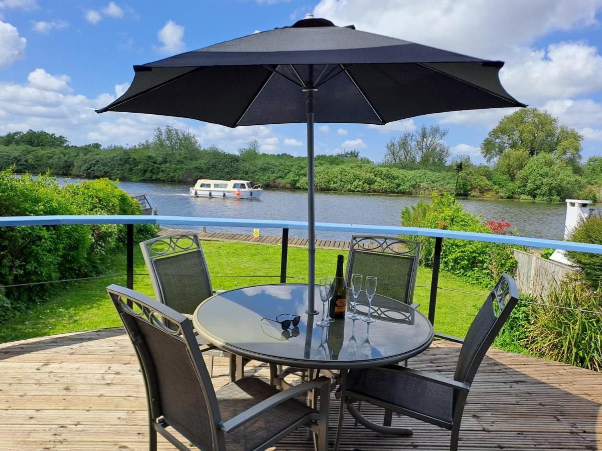River View - Norfolk Broads Brundall Esterno foto